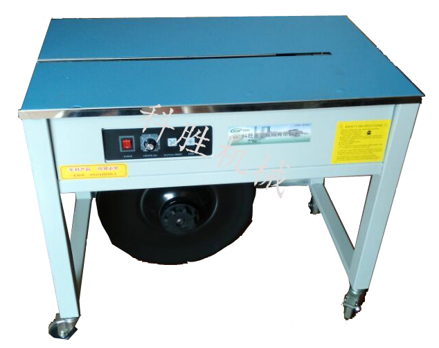 ���_����C